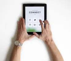 Social media buttons on a tablet