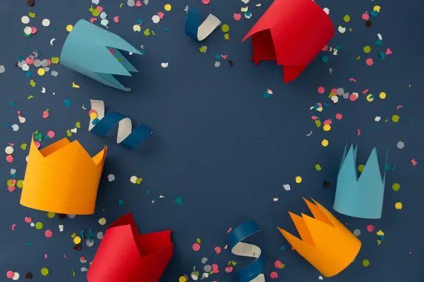 Paper crowns and confetti
