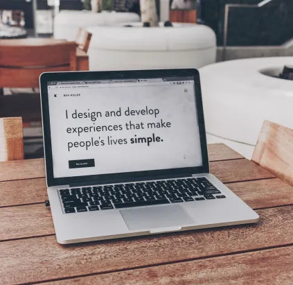 I design and develop experiences that make people's lives simple